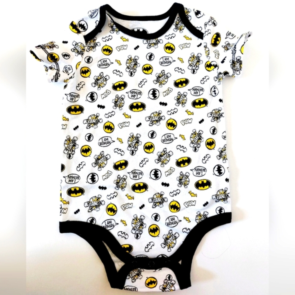 NWOT Batman Onesie 18 months Superhero‎ I am batman cartoon print